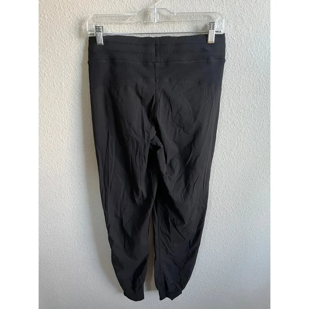 Lululemon Black Dance Studio Mid Rise Jogger Pants Women's 6 Gym Workout Athlete